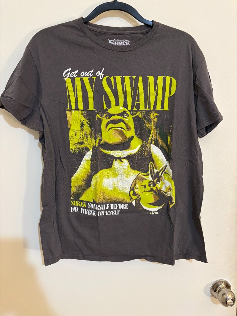Shrek Graphic Tee Size L "Get Out of My Swamp"
